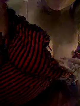 Snapshot of Maya_mimi chatting on 12-19-25, 02:41 Maya mimi online show from 12-19-25, 02:41