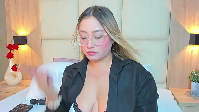 antonella cutie  online show from 07-17-26, 12:57