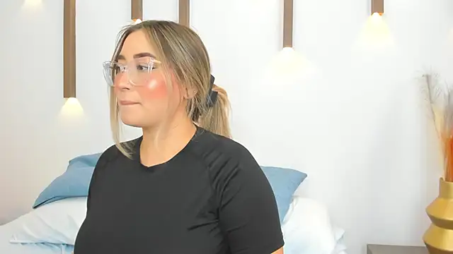 antonella cutie  online show from 03-15-25, 02:55