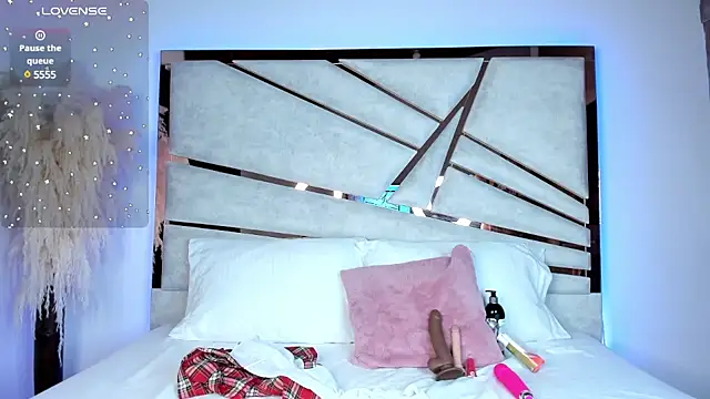 Snapshot of ssofijohnsonx chatting on 03-22-25, 11:20 ssofijohnsonx online show from 03-22-25, 11:20