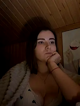 mewKate online show from 11-17-25, 04:00