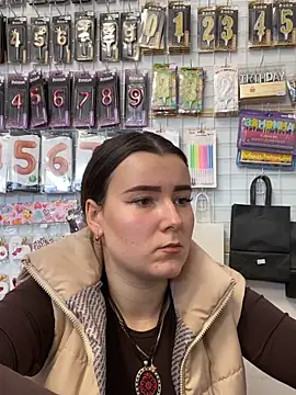 mewKate online show from 04-14-26, 08:08