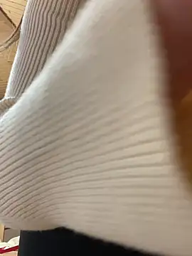 mewKate online show from 04-28-26, 05:28