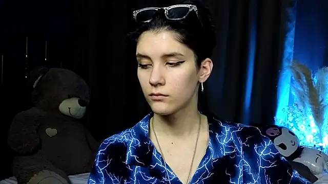 Hyeon Jin online show from 03-13-25, 05:18