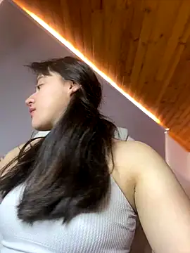 Camila pinkk online show from 10-30-25, 01:20