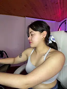 Camila pinkk online show from 05-05-26, 01:36