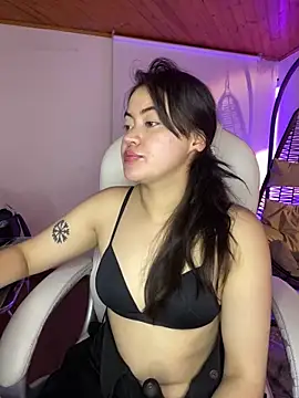 Camila pinkk online show from 05-20-26, 01:52