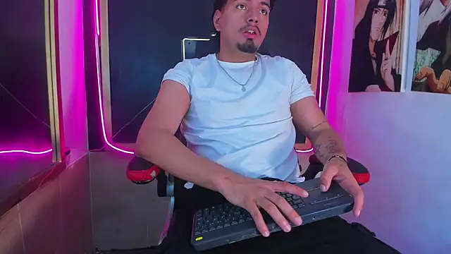 EnriquevillaF online show from 10-17-25, 12:29
