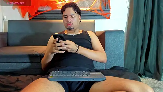 EnriquevillaF online show from 10-23-25, 12:15