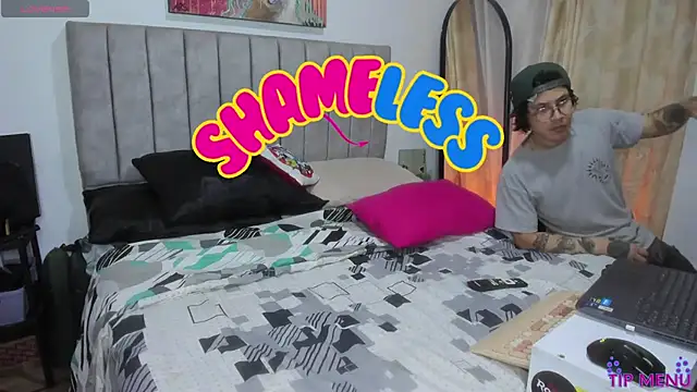 shamelesss  online show from 06-07-26, 01:33