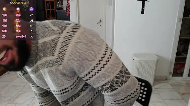 Snapshot of todddantes25 chatting on 02-14-25, 07:02 todddantes25 online show from 02-14-25, 07:02