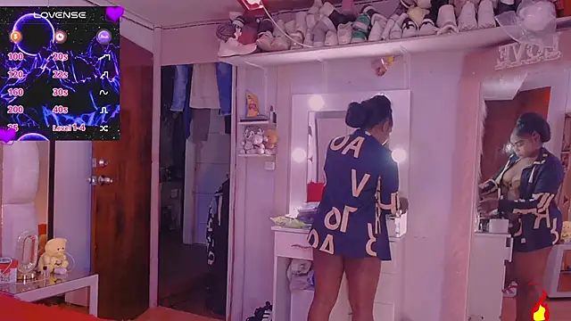 Snapshot of Aliana_Ross chatting on 09-10-25, 08:24 Aliana Ross online show from 09-10-25, 08:24