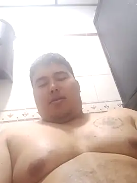 parejanuevahoff online show from 11-28-25, 03:23