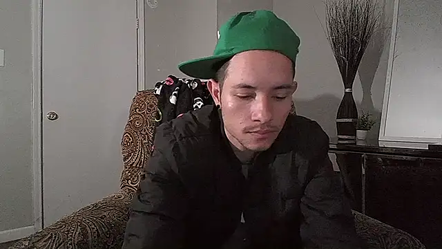 azzel19 online show from 01-31-25, 02:04