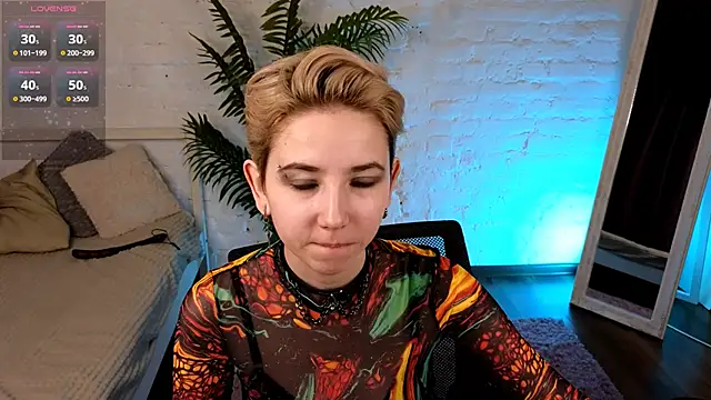 Aurora First online show from 02-04-25, 02:43