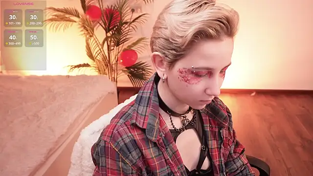 Aurora First online show from 02-08-25, 03:00