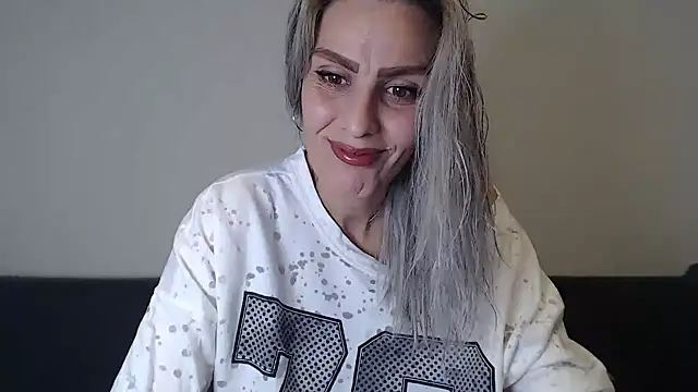 AshlineKatte online show from 11-07-25, 01:26