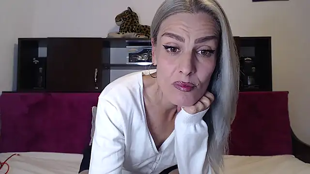 AshlineKatte online show from 09-29-25, 02:01