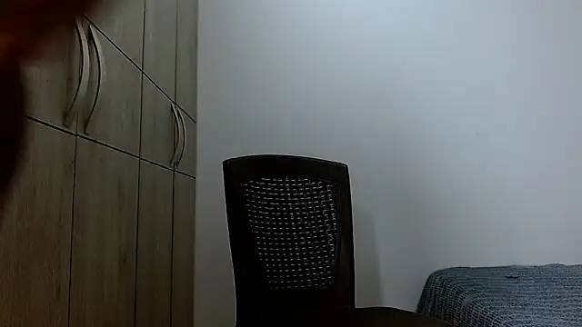 lonelydick2002 online show from 09-26-25, 09:27