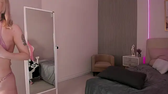 blue nymph1 online show from 03-19-26, 10:15