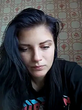 Lauren Amabel online show from 12-18-25, 07:57