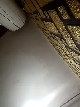 Lauren Amabel online show from 10-10-25, 05:58