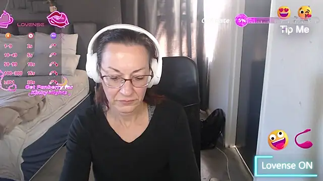 boeslaboes1 online show from 05-10-26, 05:33