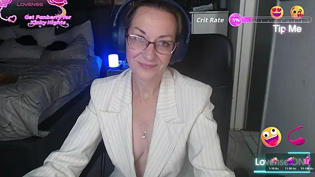 boeslaboes1 online show from 11-17-25, 05:28