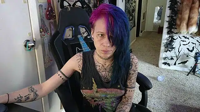 trashbrat online show from 12-19-25, 02:08