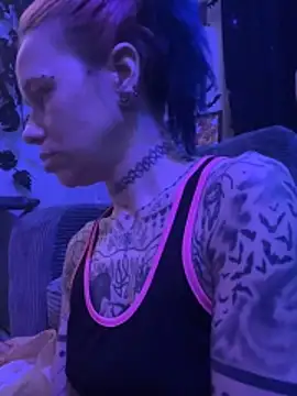 trashbrat online show from 04-12-26, 08:28