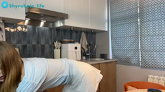 Shyrubate online show from 04-11-26, 06:21