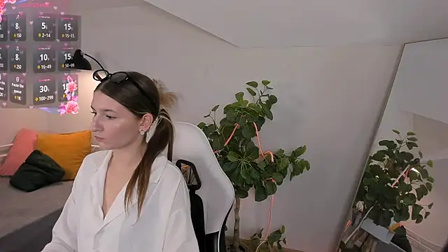 Katty Bacchus online show from 02-05-25, 12:38