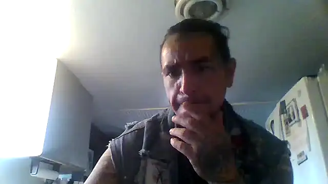 Snapshot of justthetip4209 chatting on 05-29-26, 08:48 justthetip4209 online show from 05-29-26, 08:48