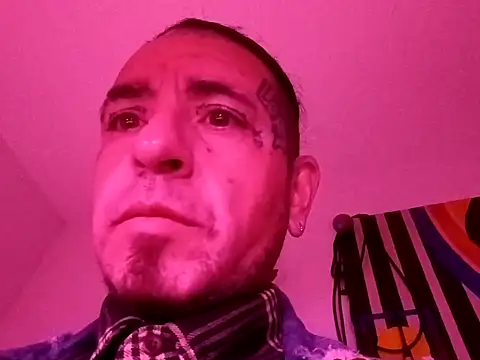 justthetip4209 online show from 10-04-25, 06:04