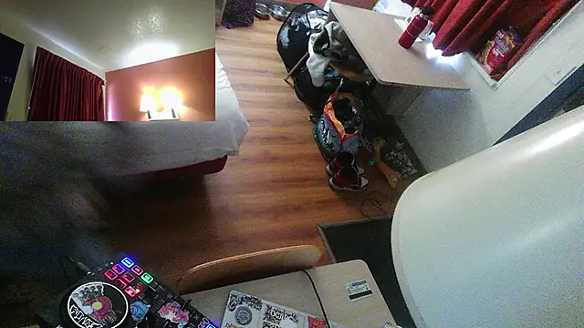 justthetip4209 online show from 03-04-25, 03:37