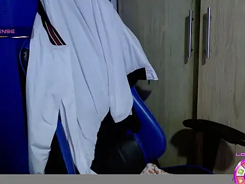 Danielagomez33 online show from 03-21-26, 01:18