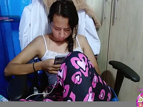 Danielagomez33 online show from 03-23-26, 01:00