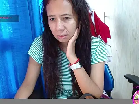 Danielagomez33 online show from 02-18-26, 12:23