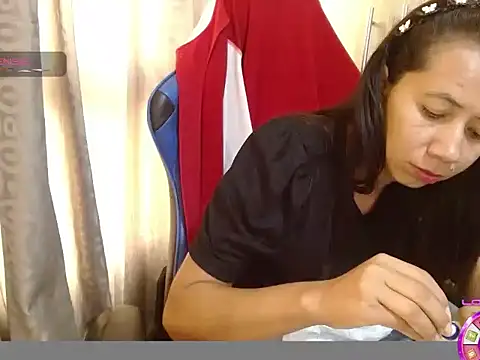 Danielagomez33 online show from 04-07-26, 12:18