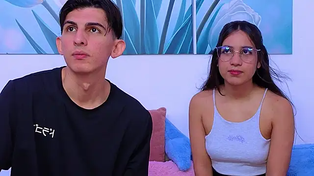 Ana and Leo online show from 05-30-26, 02:44