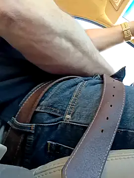 hesjustafriend online show from 01-18-26, 02:09