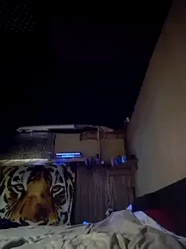 Snapshot of hesjustafriend chatting on 01-10-25, 09:31 hesjustafriend online show from 01-10-25, 09:31