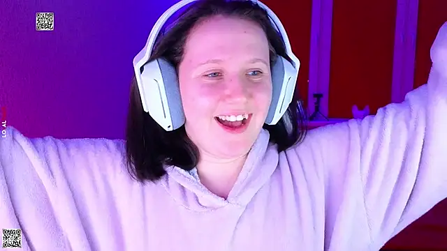 mon lola online show from 12-13-25, 08:04