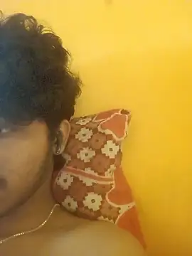 CosmicEmuu online show from 09-27-25, 04:51