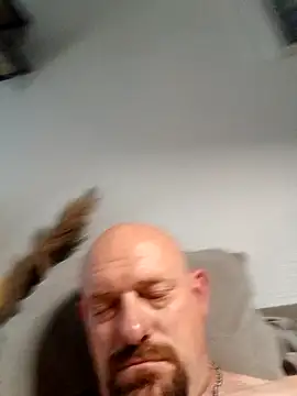 Snapshot of jayjay198080 chatting on 10-05-25, 04:31 jayjay198080 online show from 10-05-25, 04:31