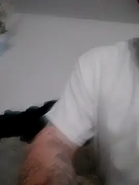 Snapshot of jayjay198080 chatting on 03-17-25, 01:50 jayjay198080 online show from 03-17-25, 01:50