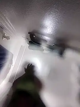 Snapshot of jayjay198080 chatting on 02-15-25, 09:38 jayjay198080 online show from 02-15-25, 09:38