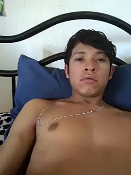 Snapshot of Javierjvl chatting on 10-12-25, 10:11 Javierjvl online show from 10-12-25, 10:11