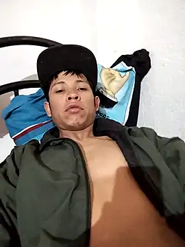 Snapshot of Javierjvl chatting on 02-01-26, 01:15 Javierjvl online show from 02-01-26, 01:15