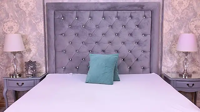 LexiRiley online show from 01-15-26, 06:17